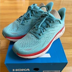 Hoka Clifton 8